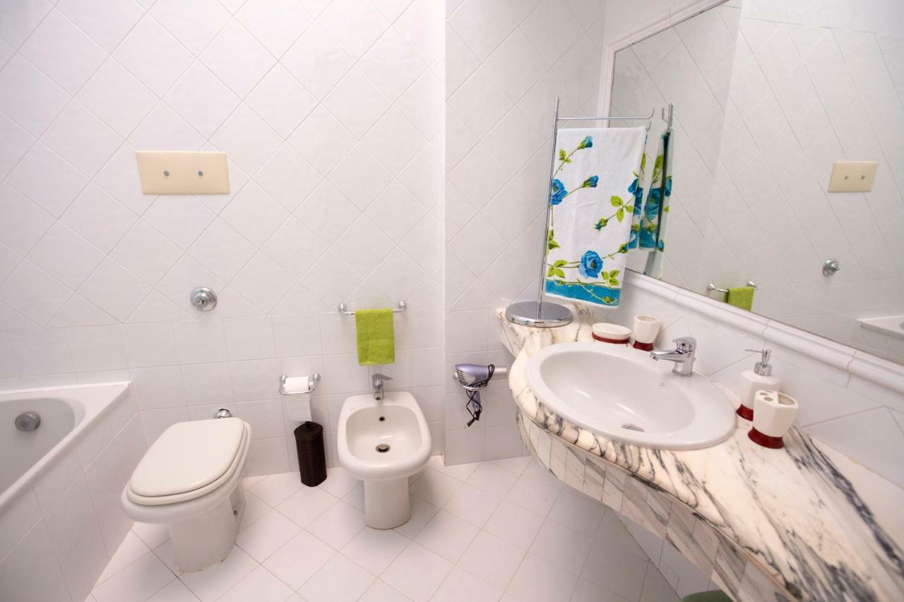 Mia Guesthouse Чефалу Экстерьер фото