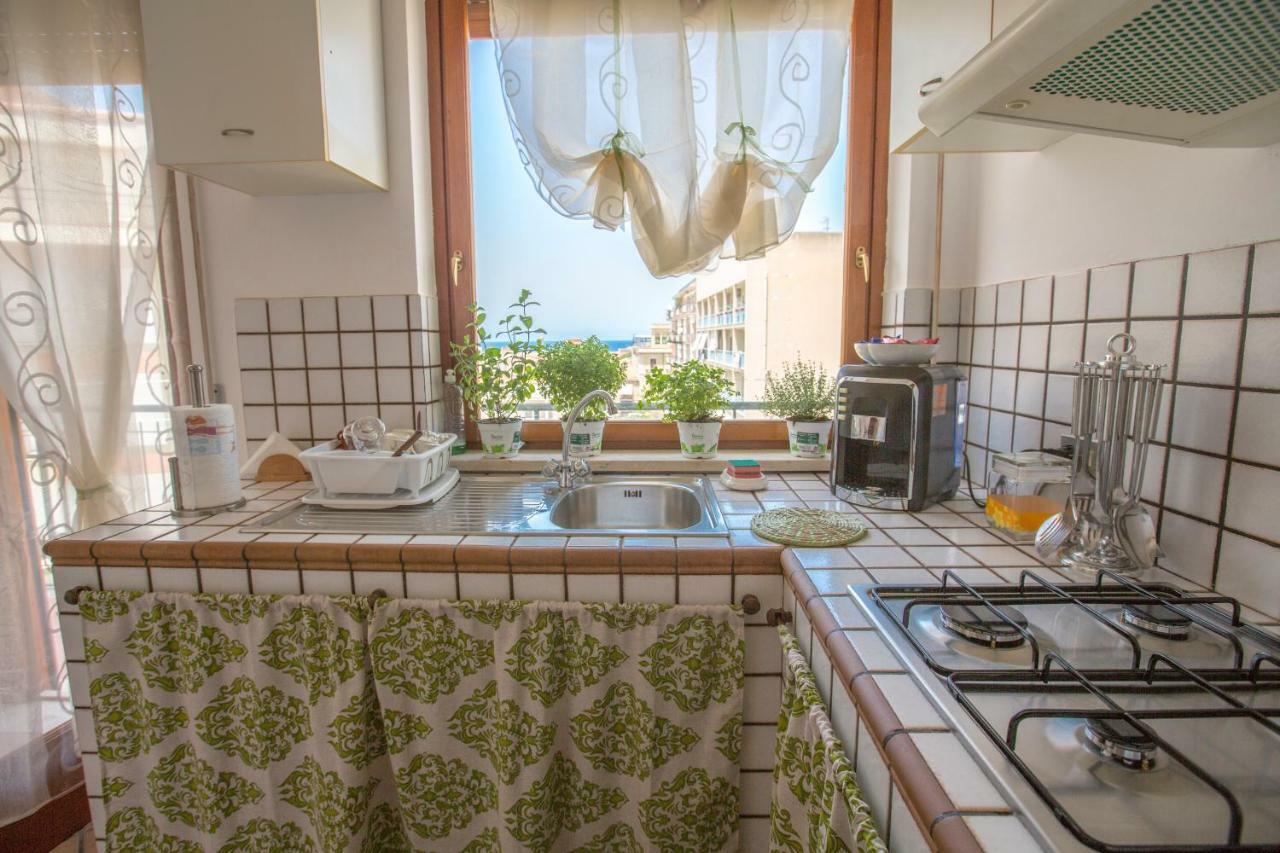 Mia Guesthouse Чефалу Экстерьер фото