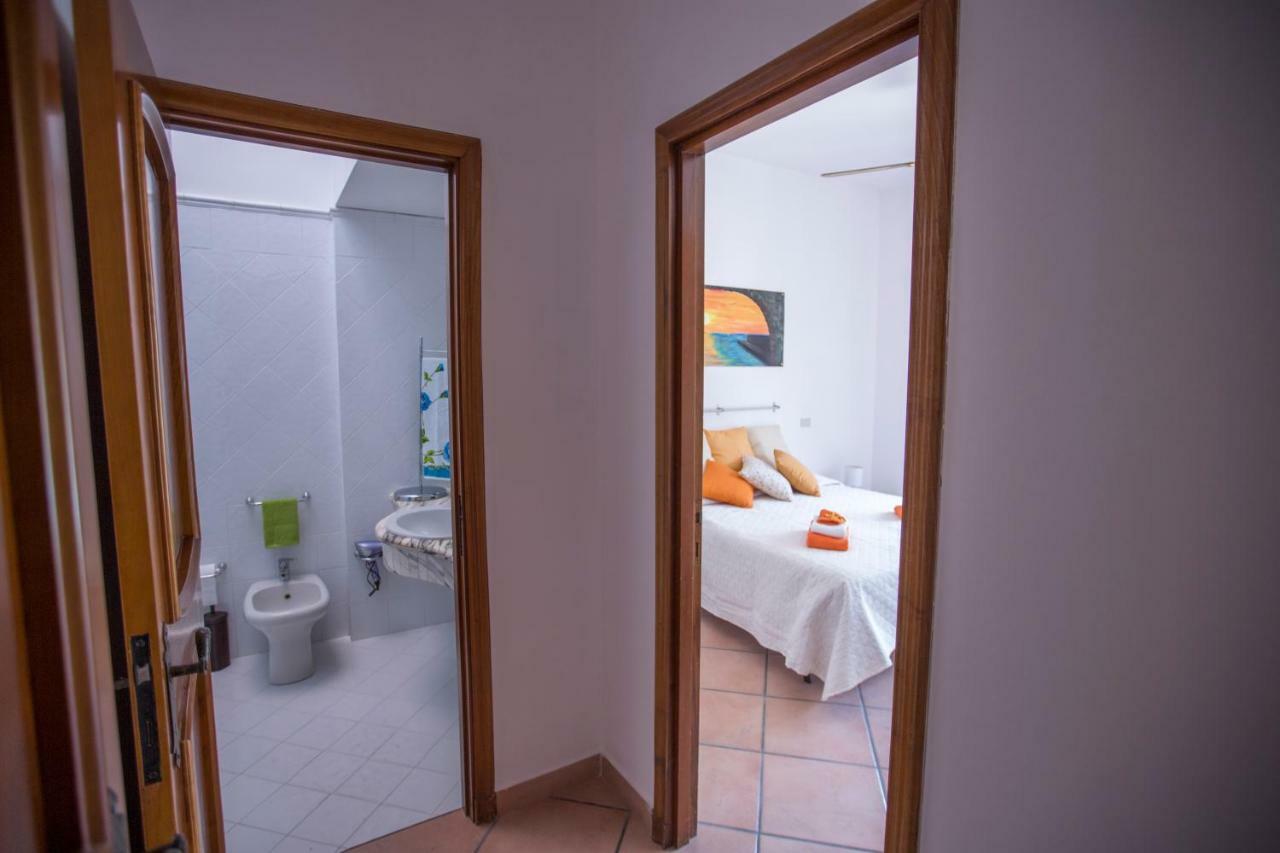Mia Guesthouse Чефалу Экстерьер фото